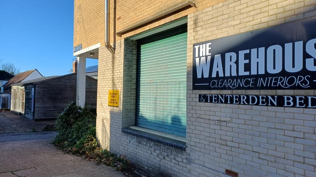 Property photo 3 of 8 Photo 3