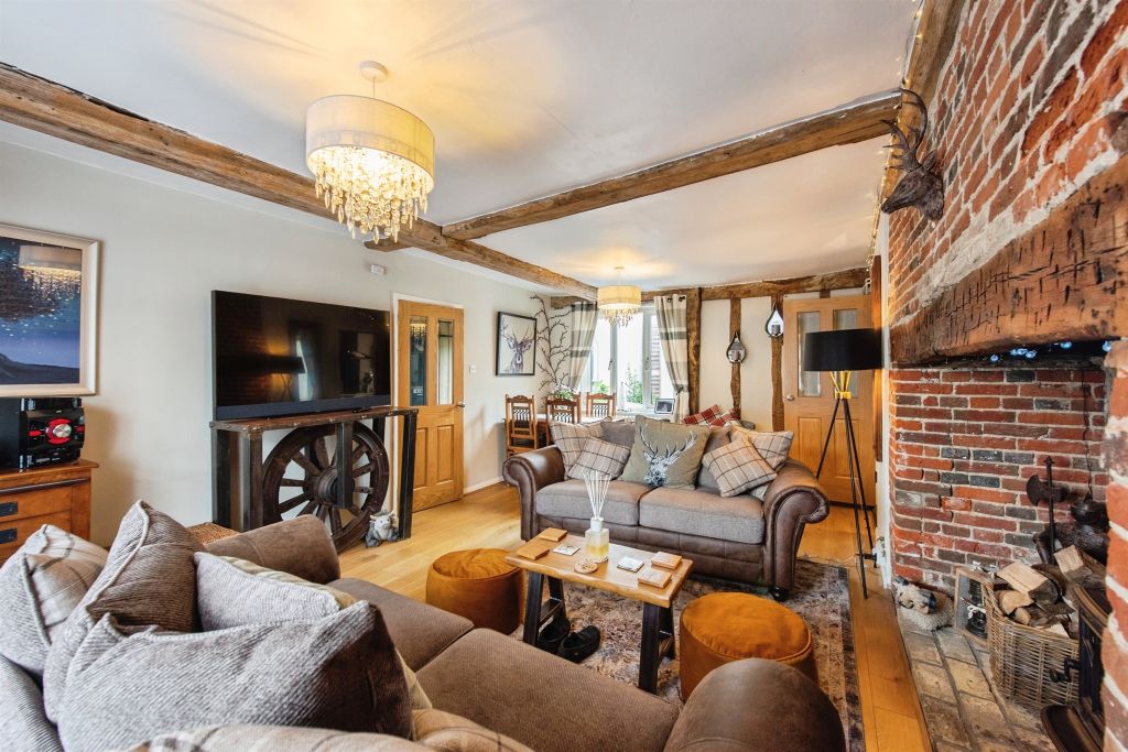 Property photo 3 of 17