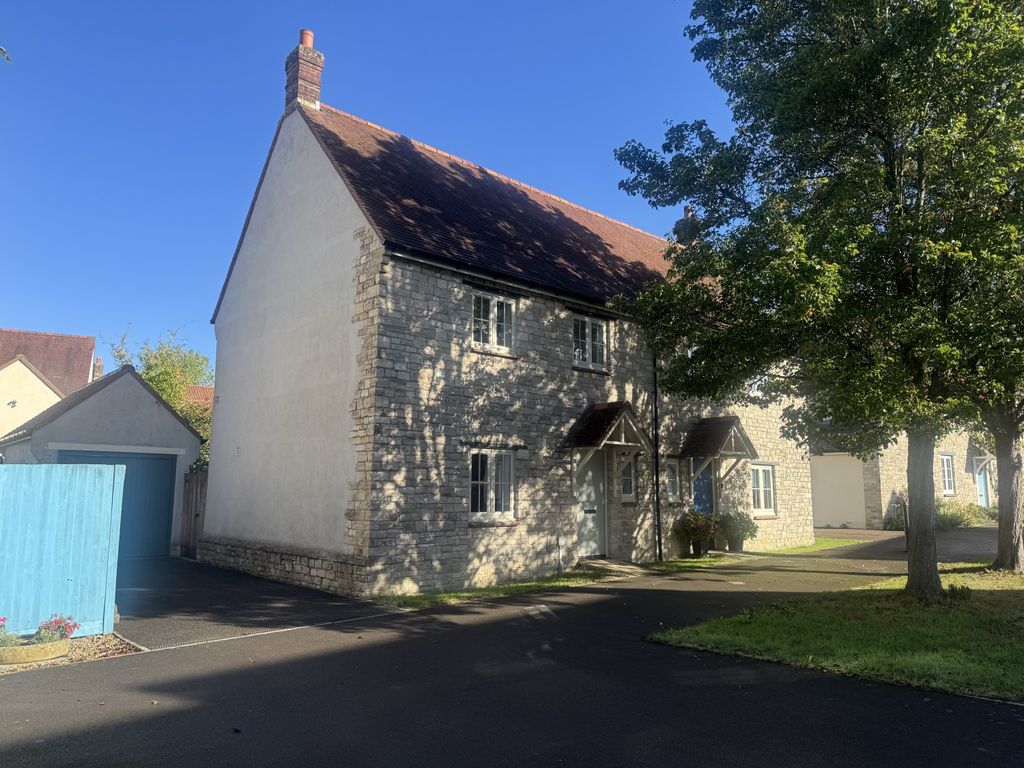 Property photo 1 of 17 Img_3868
