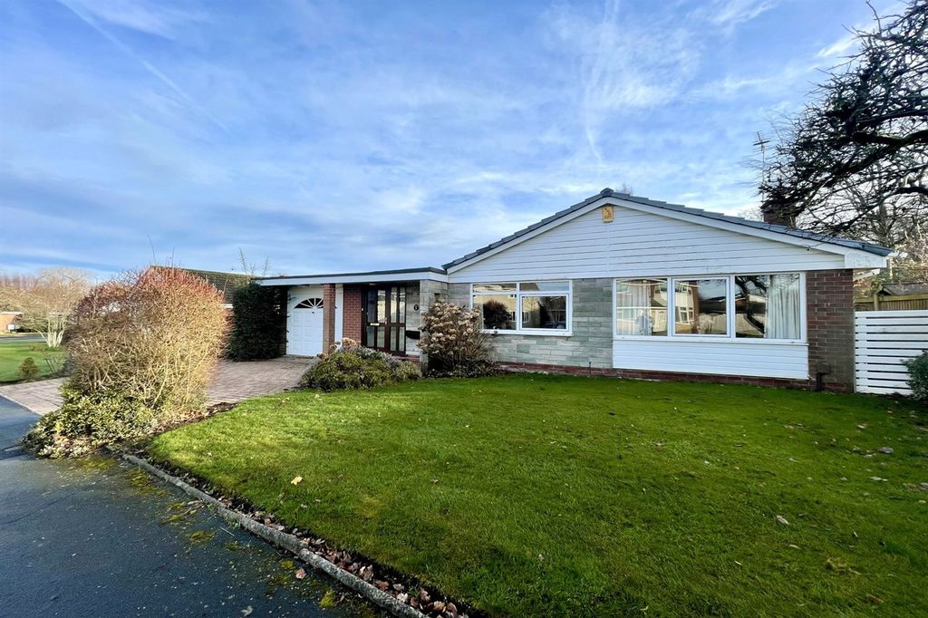 Property photo 1 of 19 (Main)