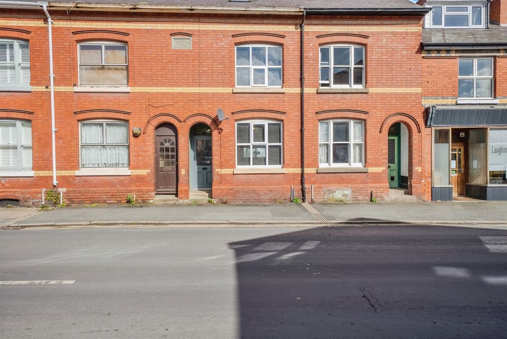 Property photo 1 of 20