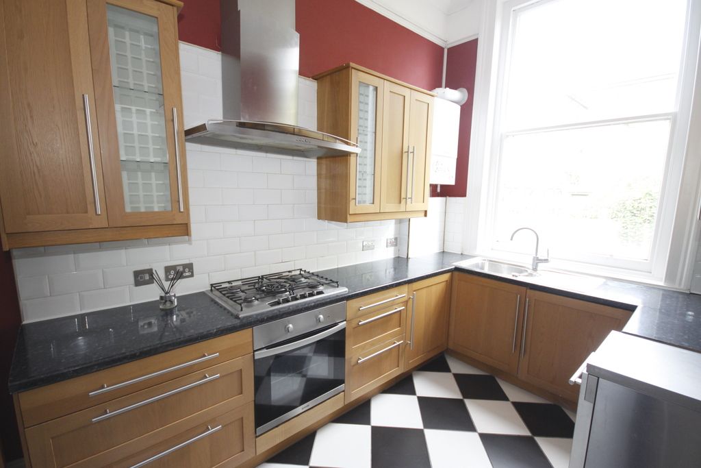 Property photo 3 of 9