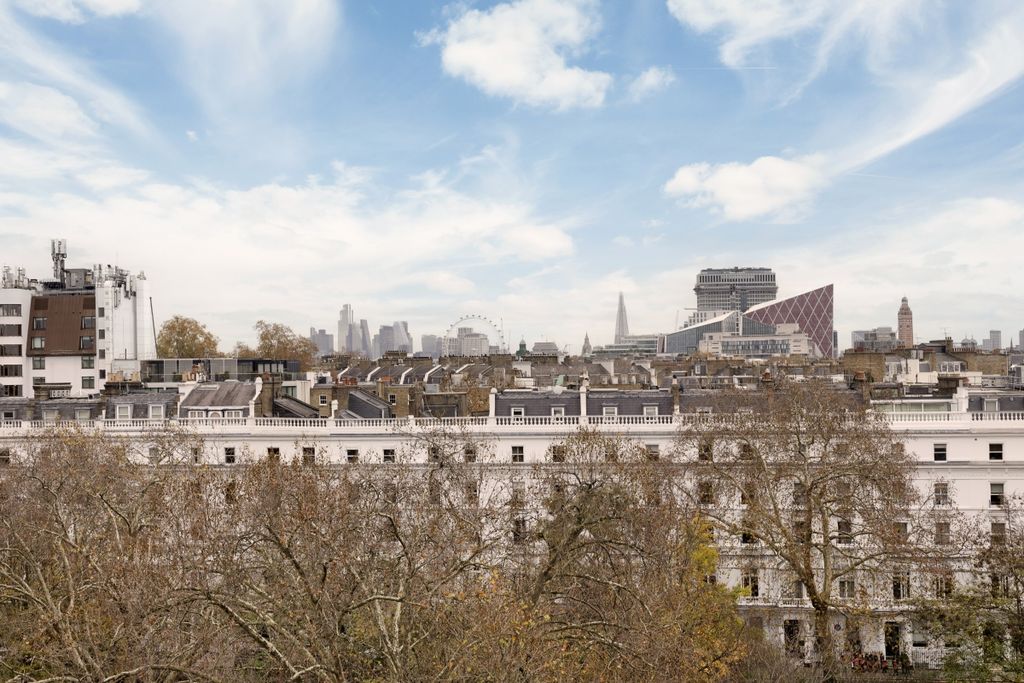 Property photo 1 of 16 Fordie House 18 -6