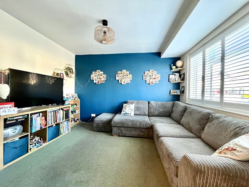 Property photo 2 of 12 Not Specified