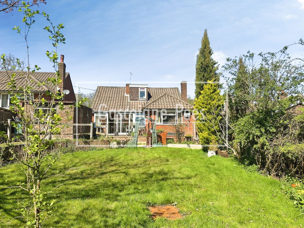 Property photo 1 of 9