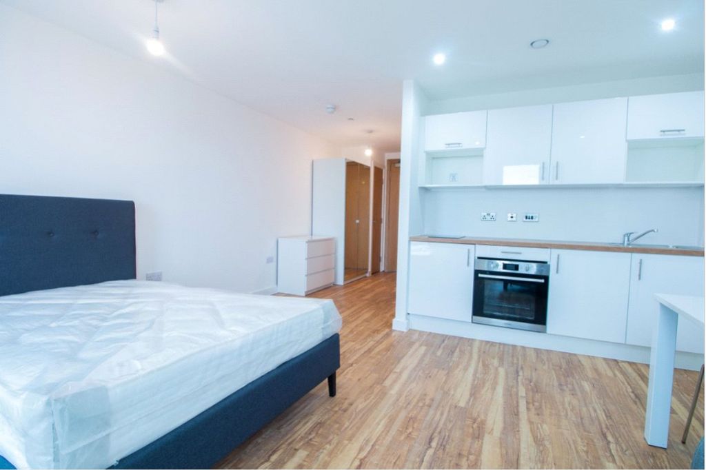 Property photo 1 of 5