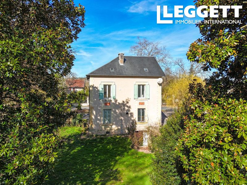 Property photo 1 of 10