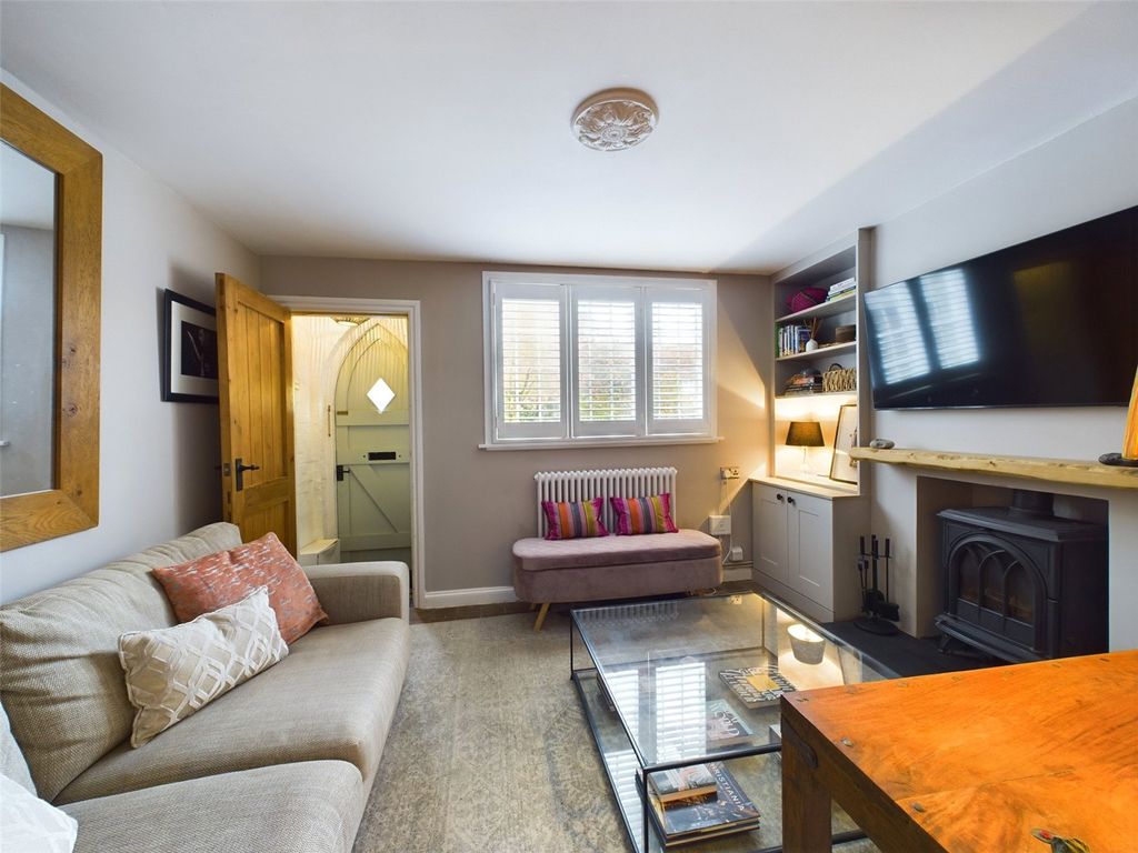 Property photo 3 of 20 Picture No. 02