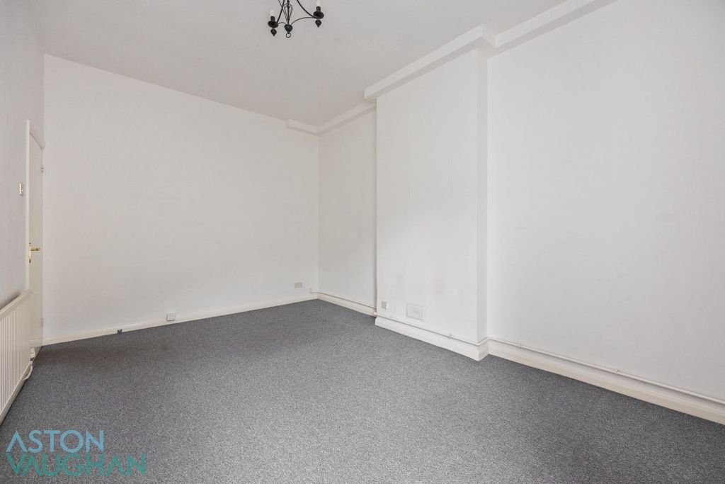 Property photo 2 of 17 5348594