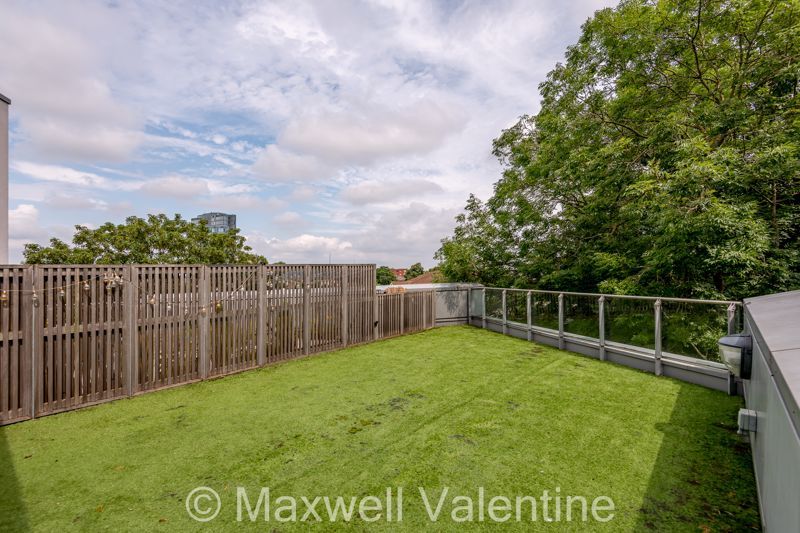 Additional image 5 of 3 bed flat for saleSaffron Central Square, Croydon CR0