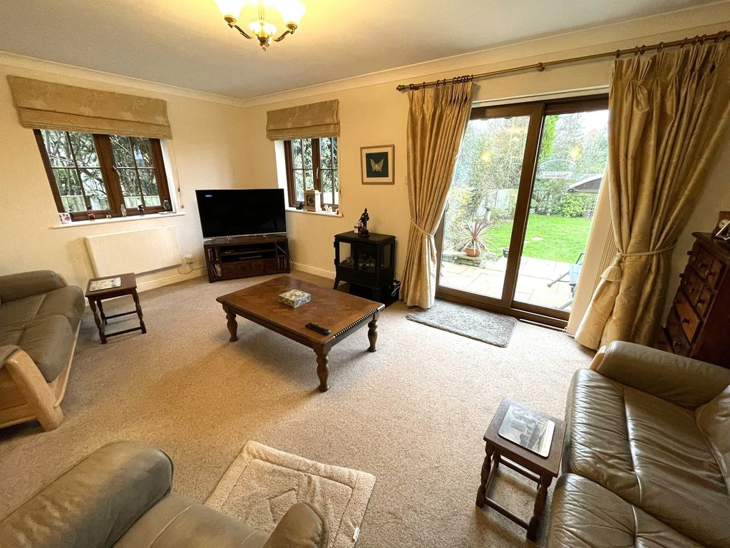 Property photo 2 of 18 Not Specified