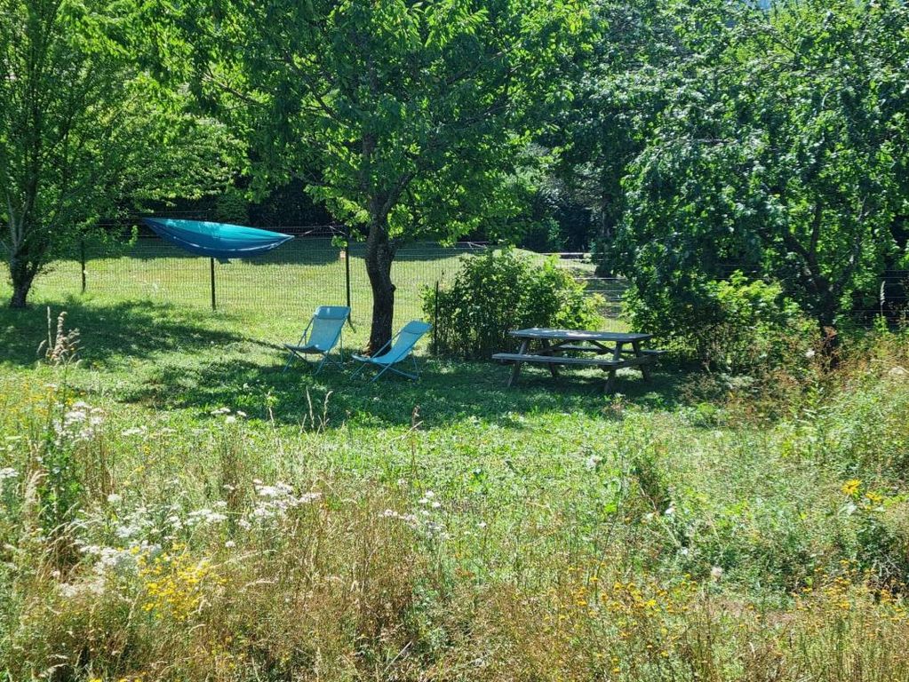 Property photo 2 of 40