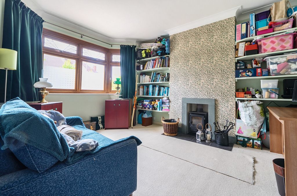 Property photo 3 of 14 1319849-1-68681Ab...