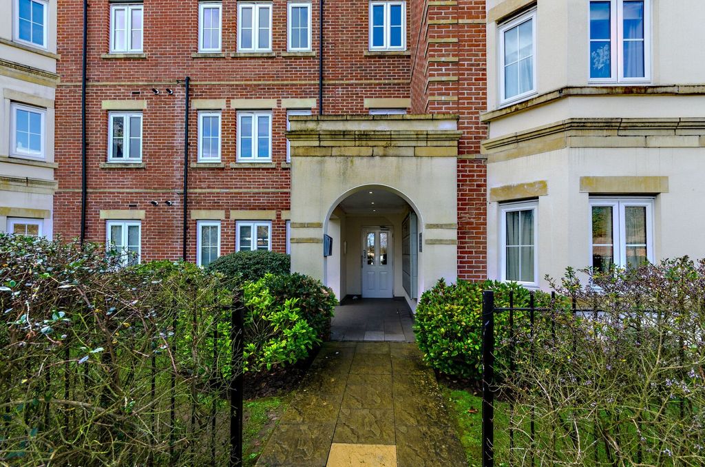 Property photo 3 of 13