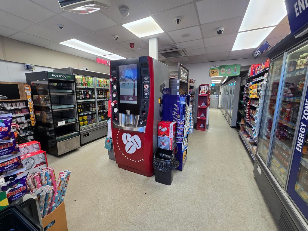 Property photo 3 of 7