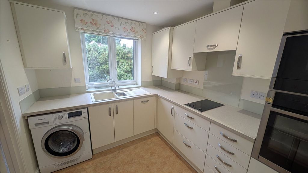 Property photo 2 of 11 Picture No. 02