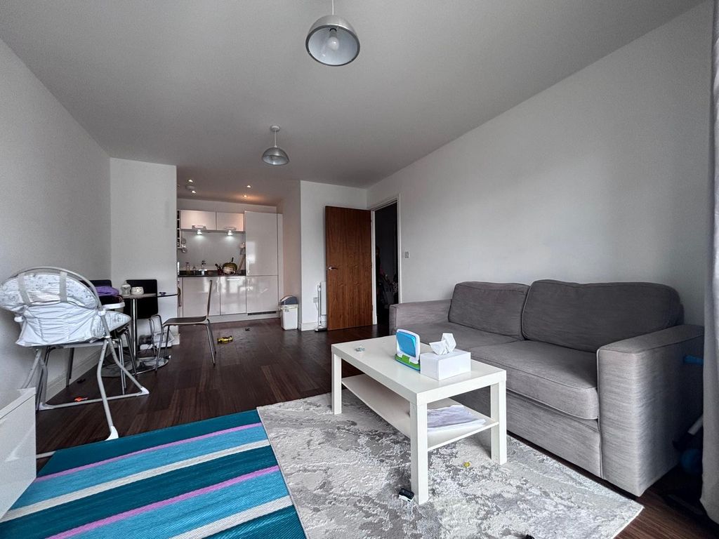 Property photo 1 of 4 Living Area