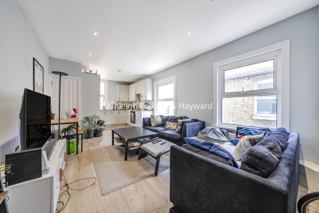 Property photo 1 of 10 c68E181c-5Bf3-4Ed5-B