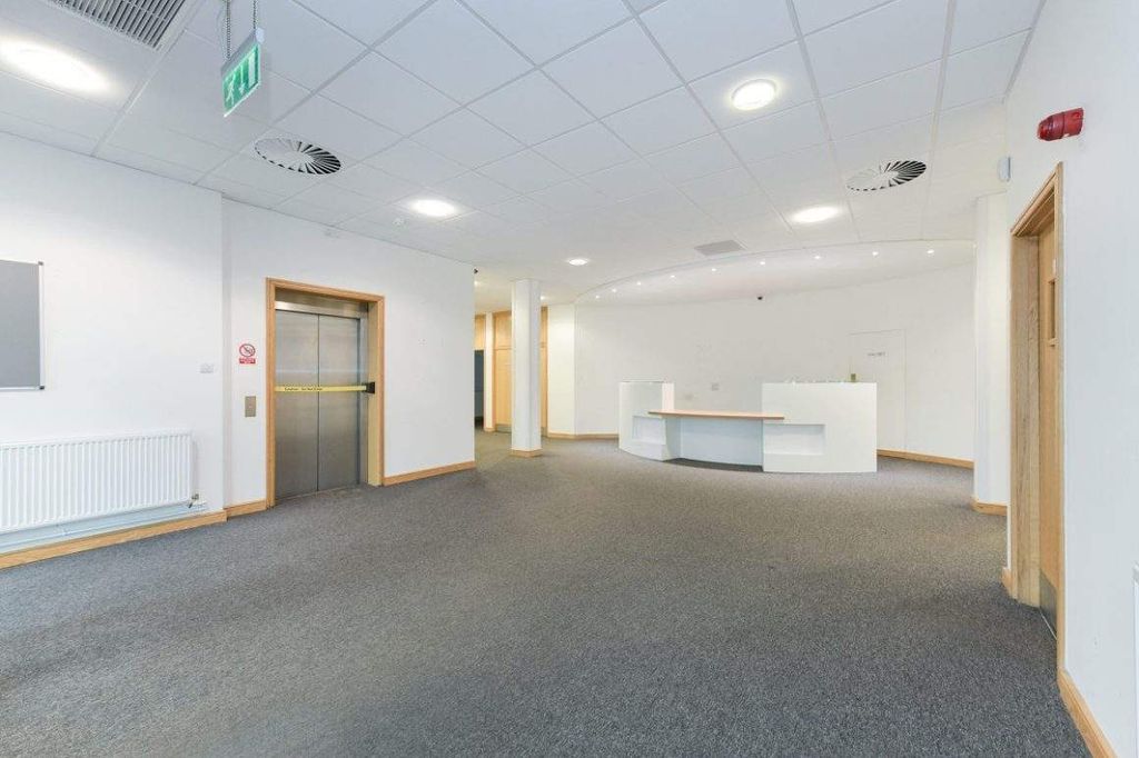 Property photo 3 of 12