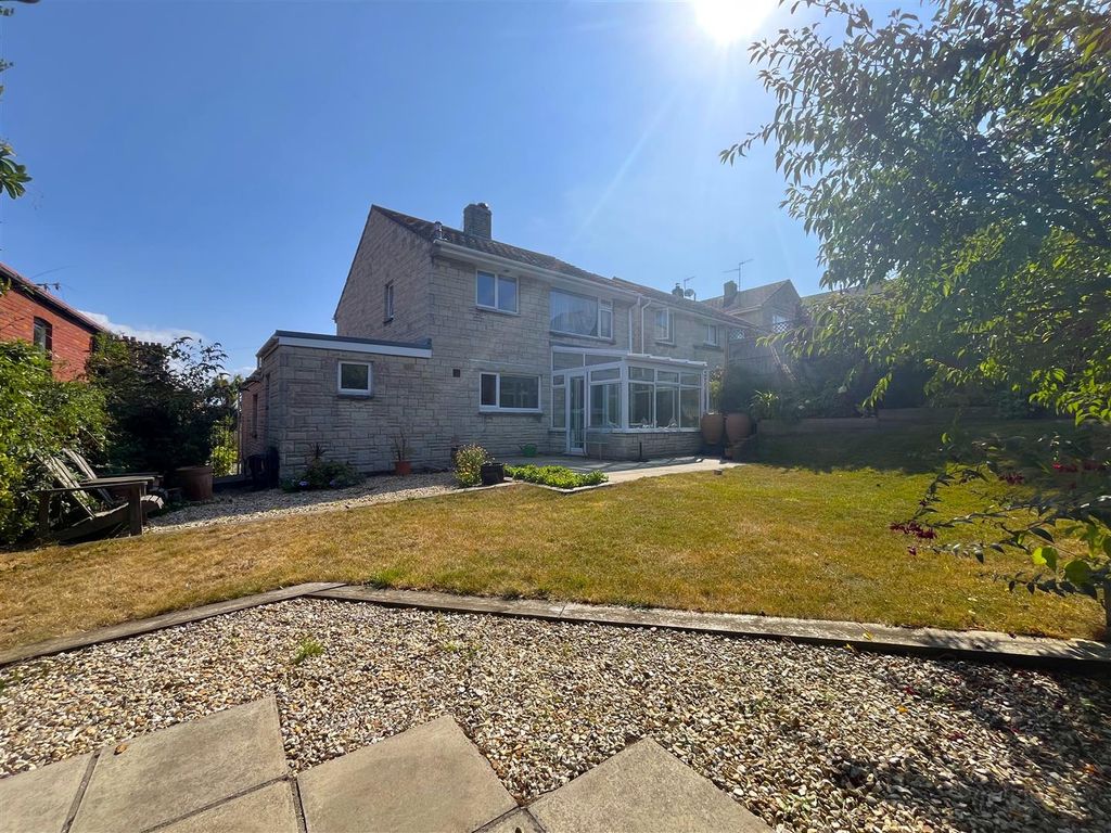 Property photo 2 of 19 Img_6036.Jpg