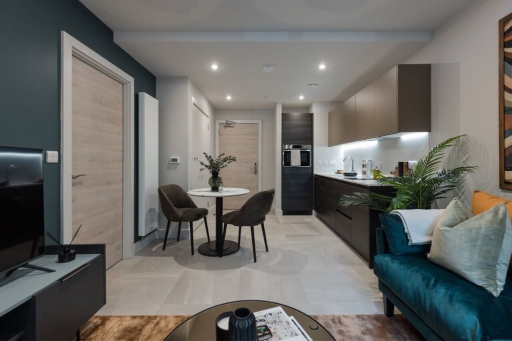 Property photo 2 of 19 Ff19Ba5Dd46434351d46979Cfcd1