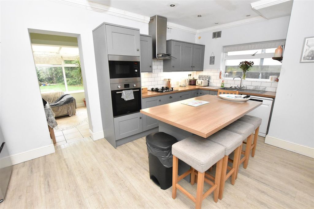 Property photo 3 of 17 Dsc_0483 - Copy (10).Jpg