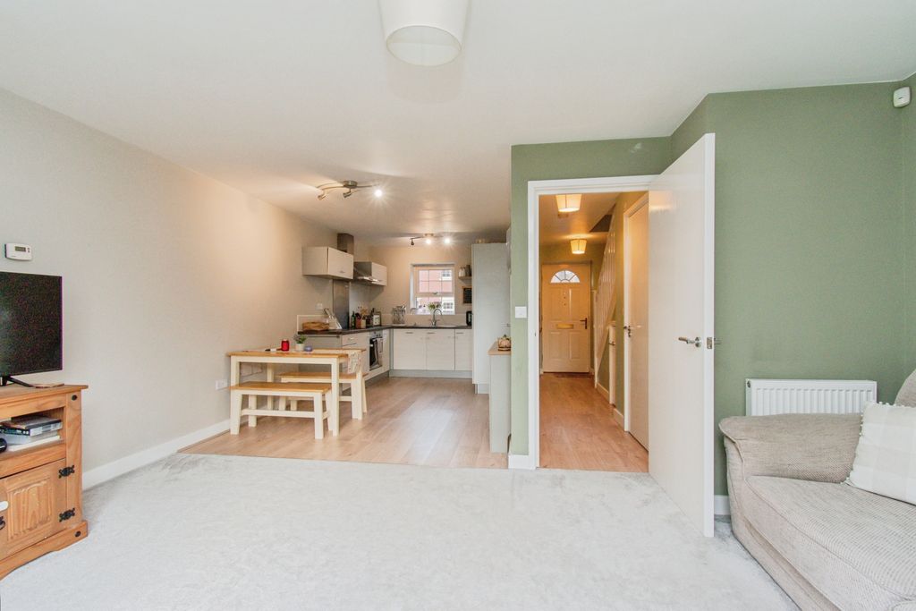 Property photo 2 of 15 Kitchen/Family Room