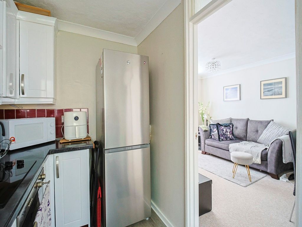 Property photo 3 of 20