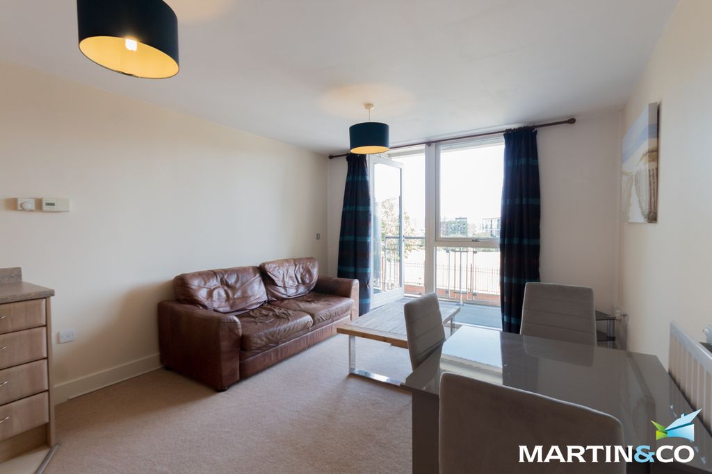 Property photo 3 of 10 3