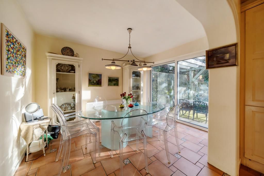 Property photo 2 of 13 Dining Area