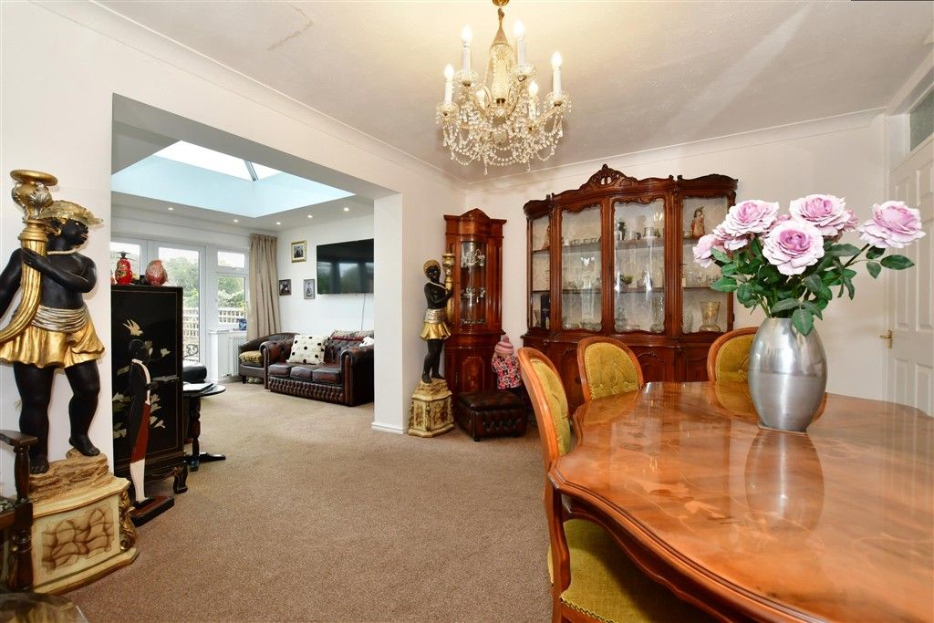 Property photo 3 of 15 Dining Area