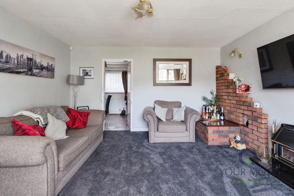 Property photo 3 of 13 Pbox-Img.Jpg