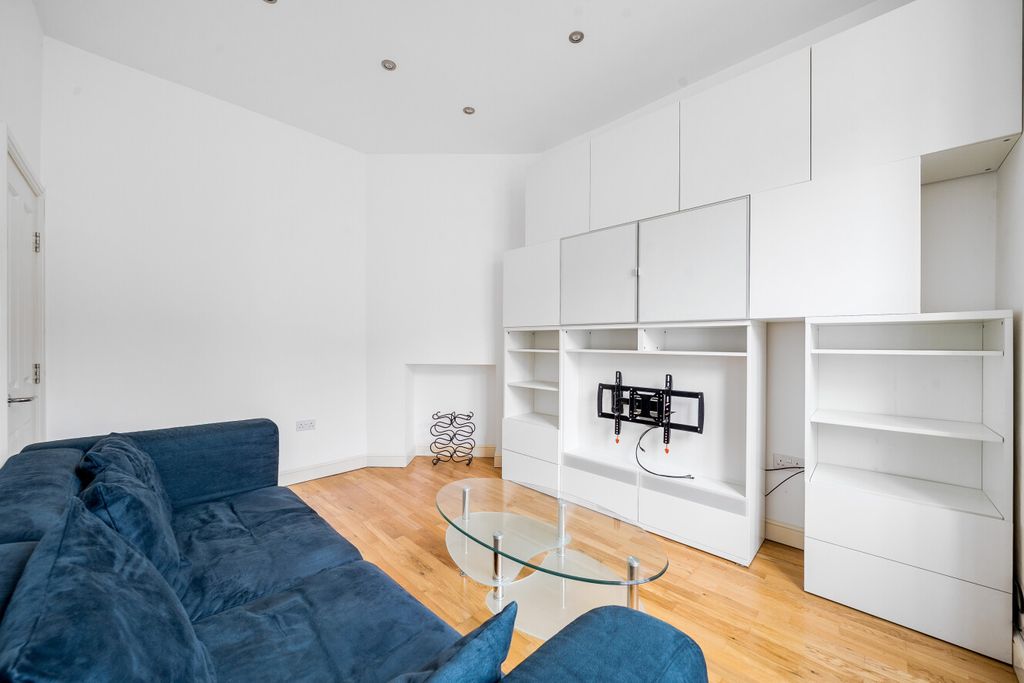 Property photo 1 of 13 1531147-19-6Accb9...
