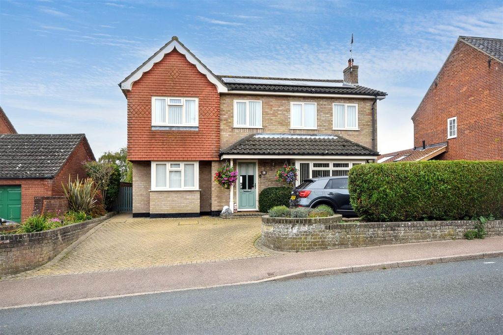 Property photo 1 of 16 18 (1).Jpg