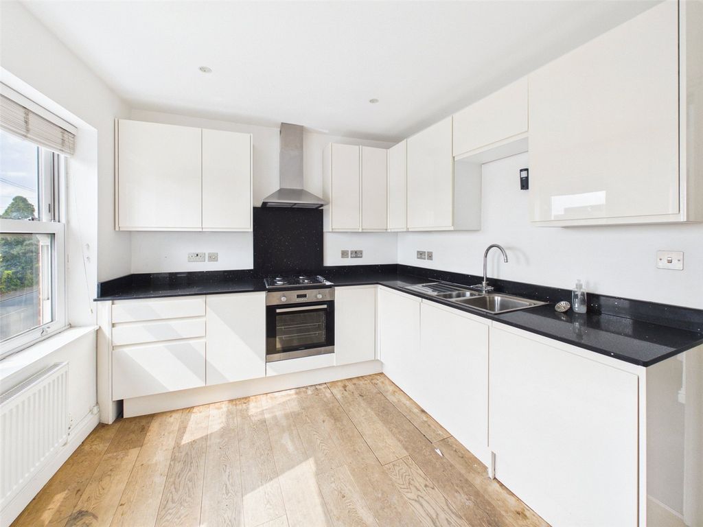 Property photo 3 of 13 Picture No. 22