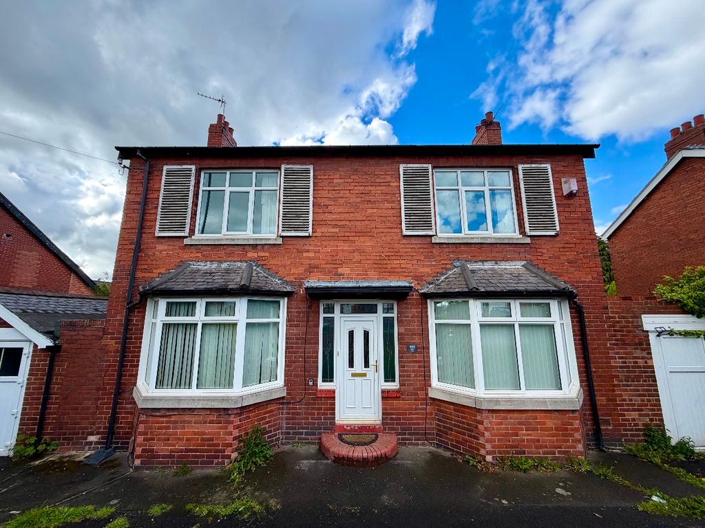 Property photo 2 of 25