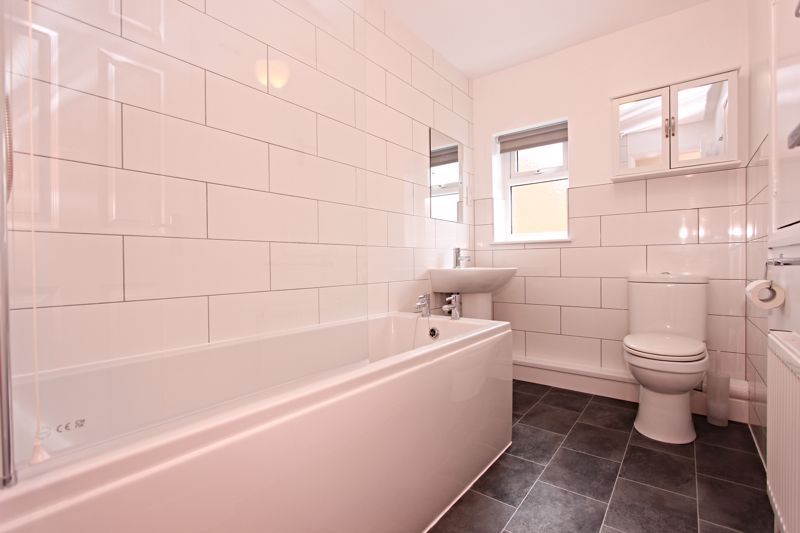 Property photo 3 of 11 Photo 2