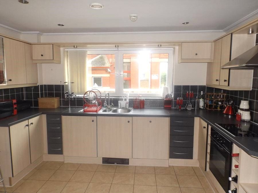 Property photo 3 of 14 Open Plan Kitchen