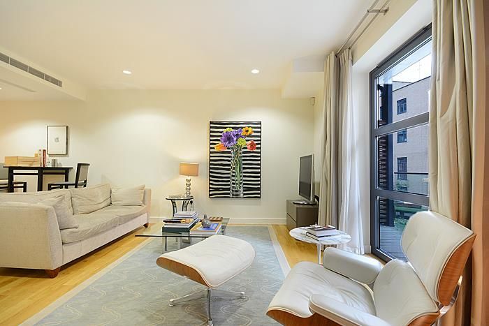 Property photo 3 of 12 31 Faraday House_1744_Web.Jpg