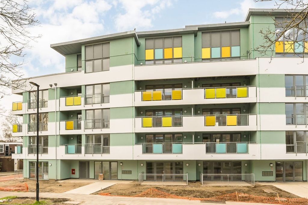 Property photo 1 of 6