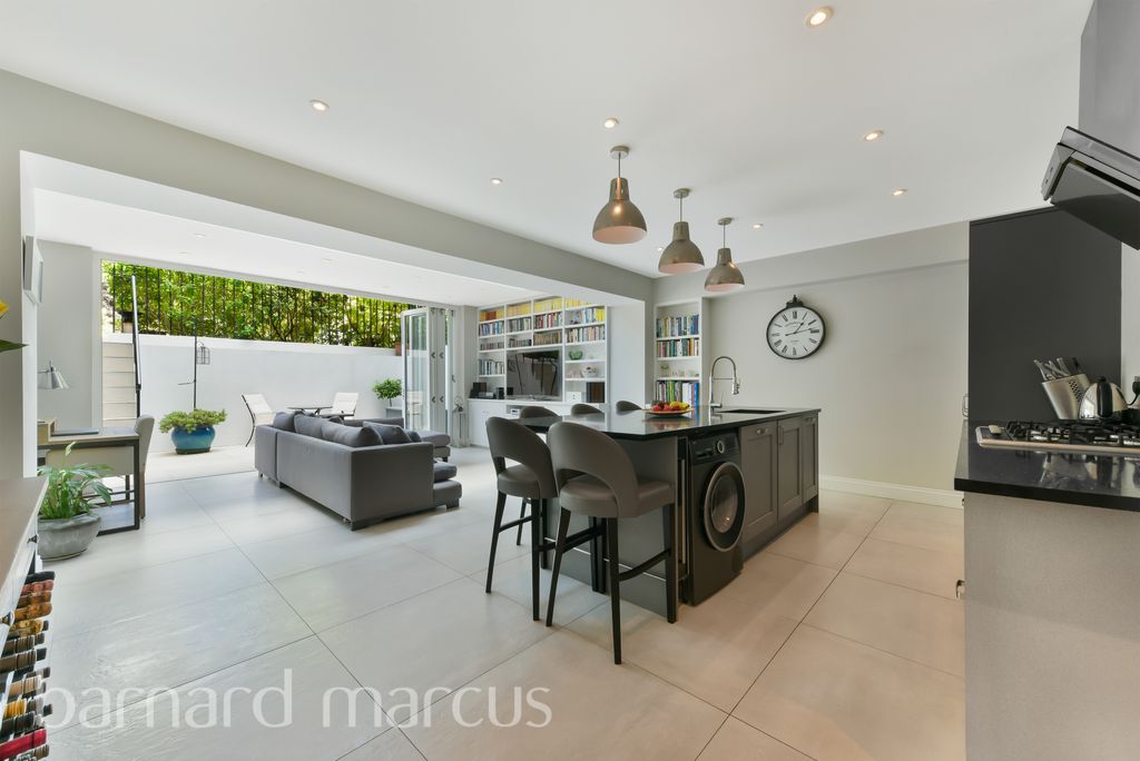 Property photo 1 of 12 Image