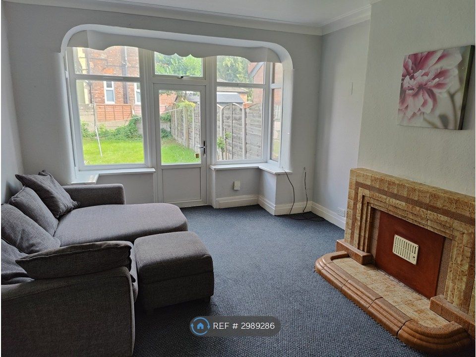Property photo 3 of 14