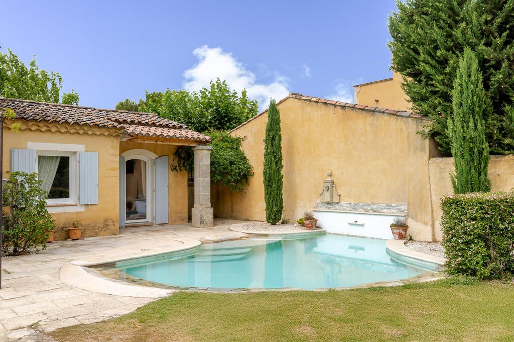 Property photo 3 of 24 Image