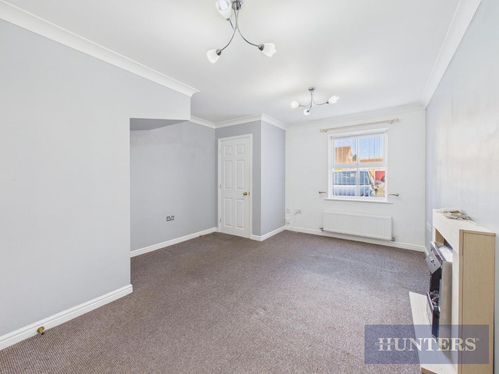 Property photo 2 of 18 Cam05316G0-Pr0375-Still015.Jpg