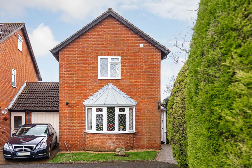 Property photo 1 of 8