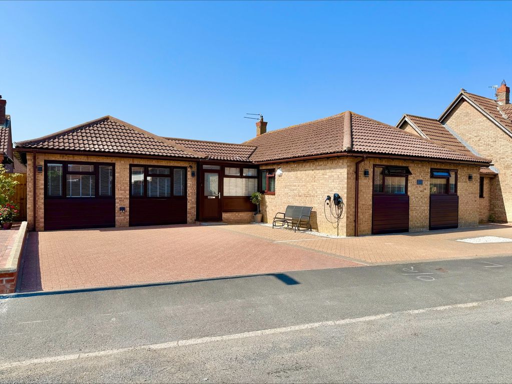 Property photo 1 of 21