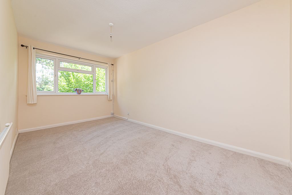 Property photo 3 of 15 Bedroom 2