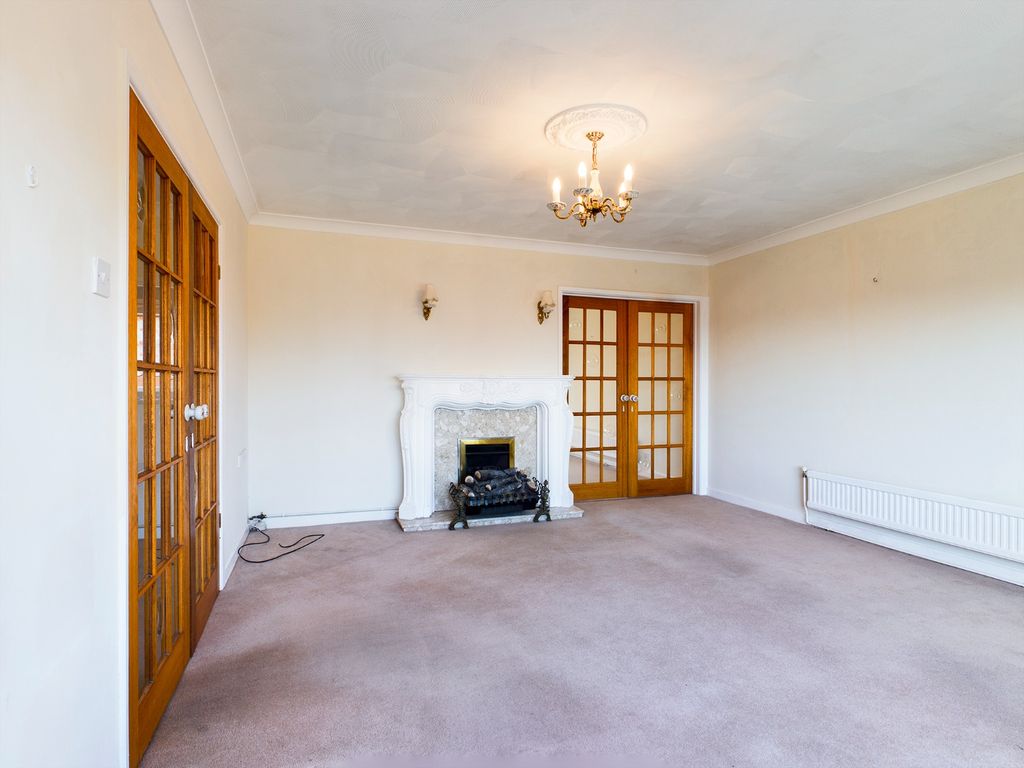 Property photo 2 of 30