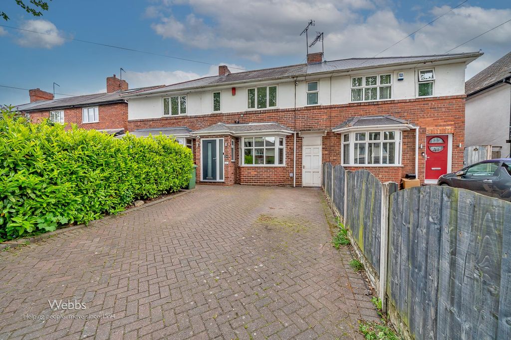 Property photo 1 of 20 Â© Webbs Estate Agents Â© (83 Of 83).Jpg
