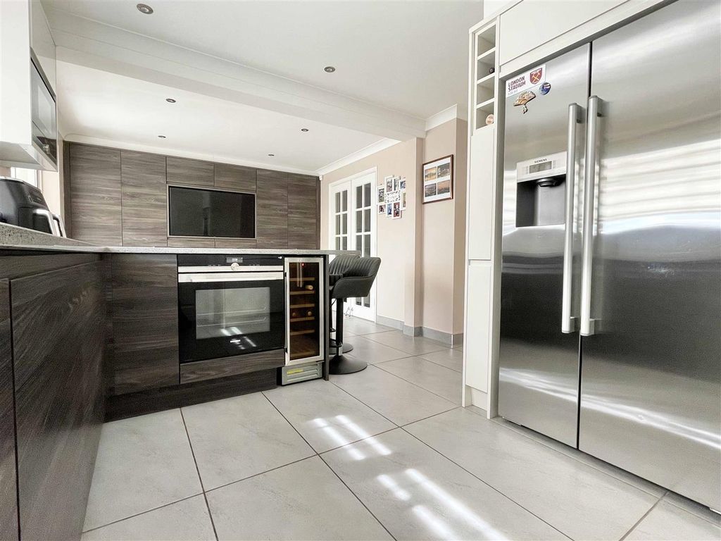 Property photo 2 of 34 K3.Jpg